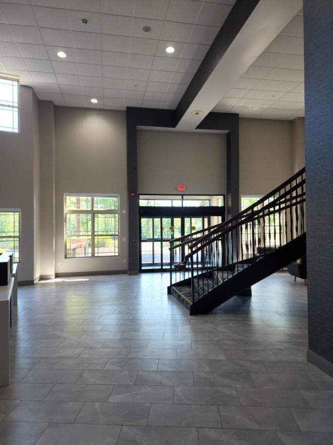 La Quinta Inn & Suites By Wyndham Lake George Exteriör bild